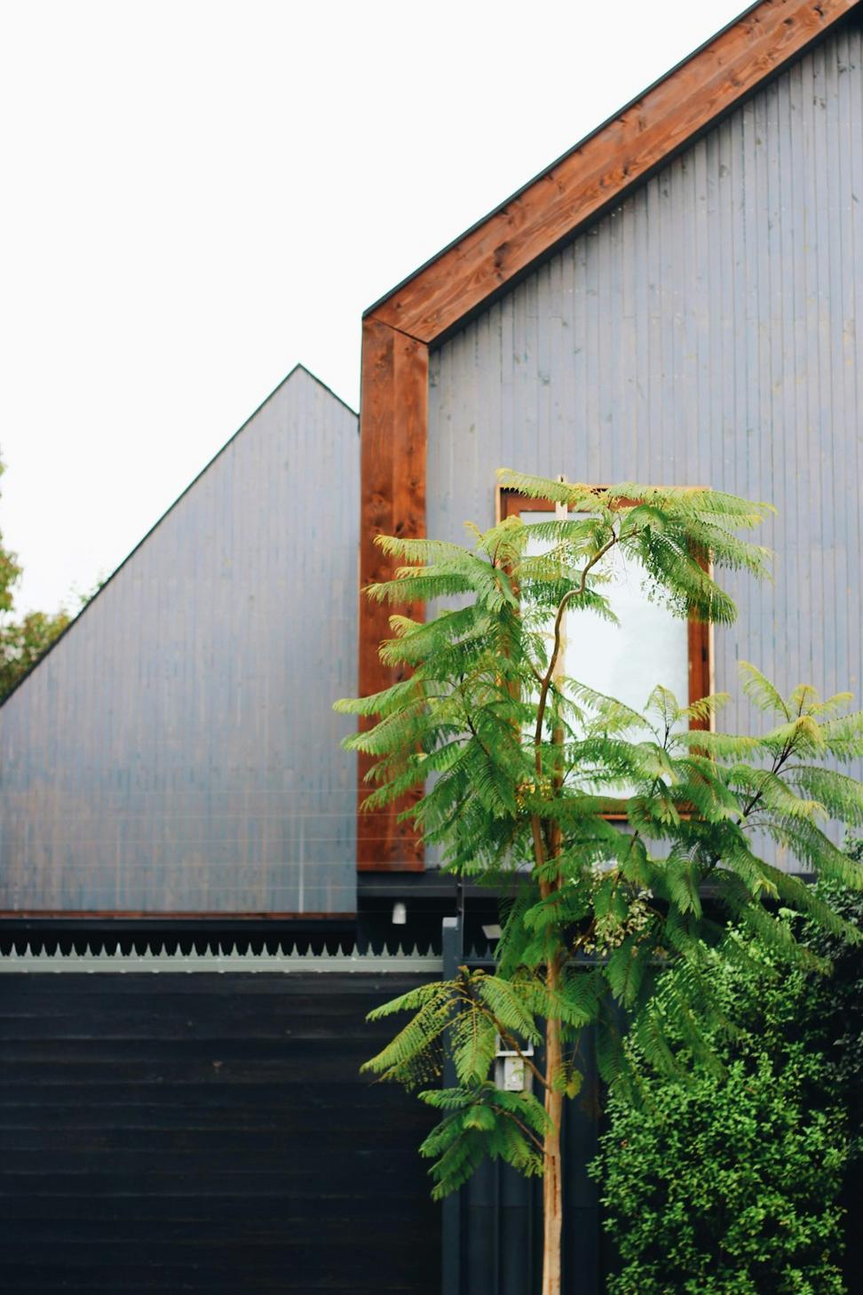 Lakeview Residence